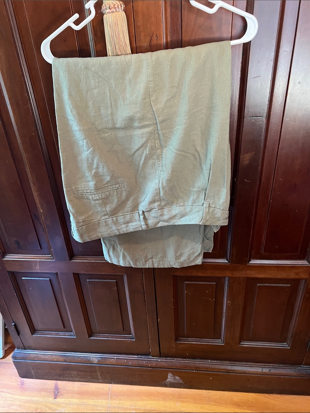Light Sage Green Dress Pants by Sound Style of New York Size 14